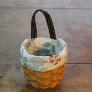 2002 Longaberger Extra Small Gatehouse Basket